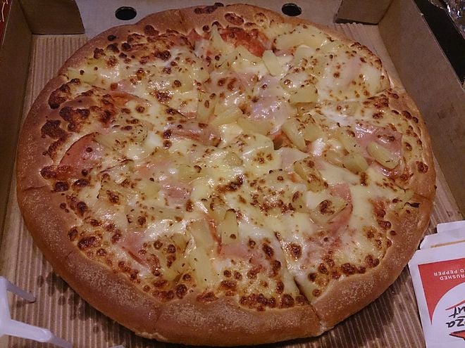 Hawaiian pizza